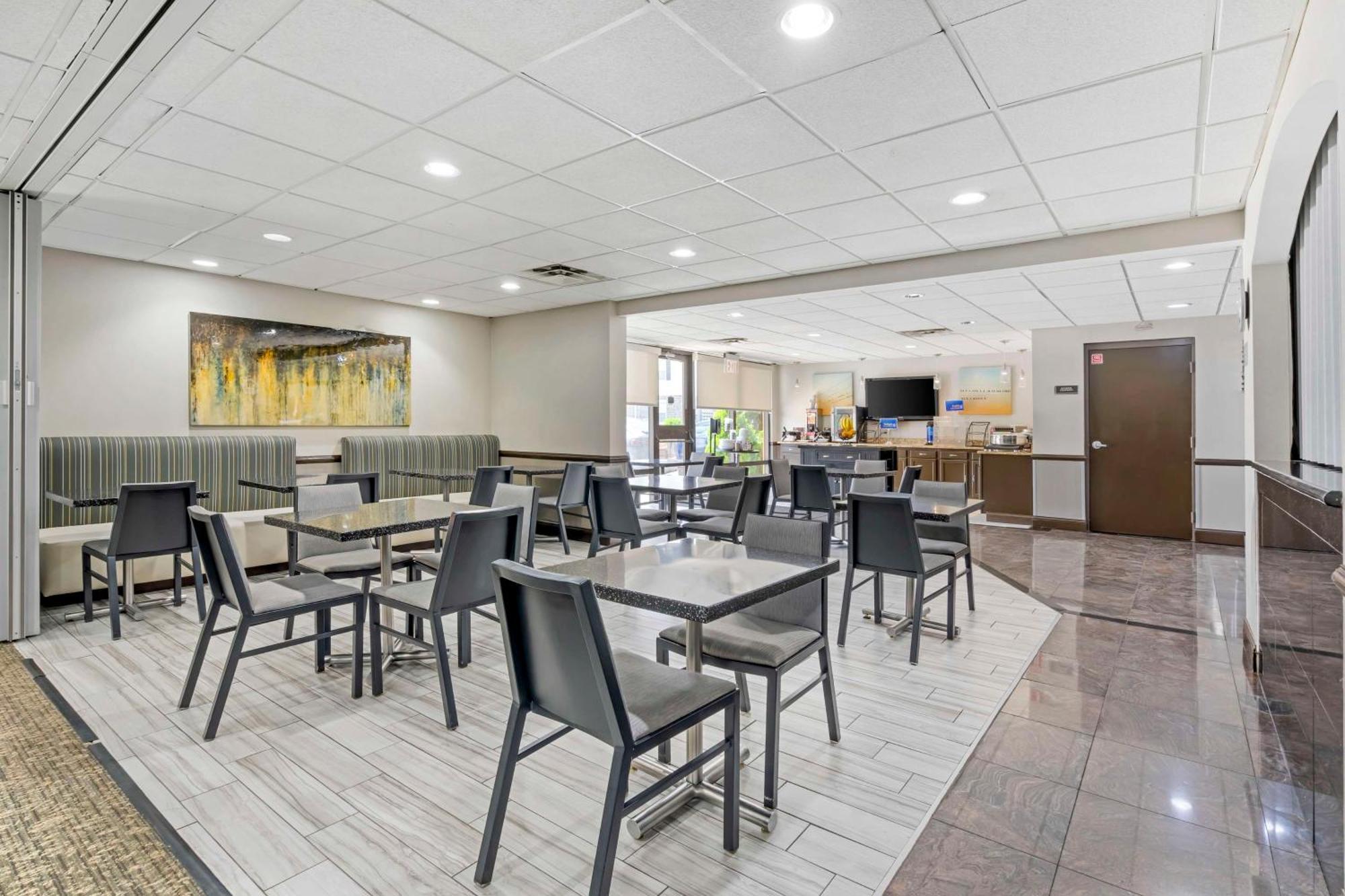 Best Western Suites Columbus Esterno foto