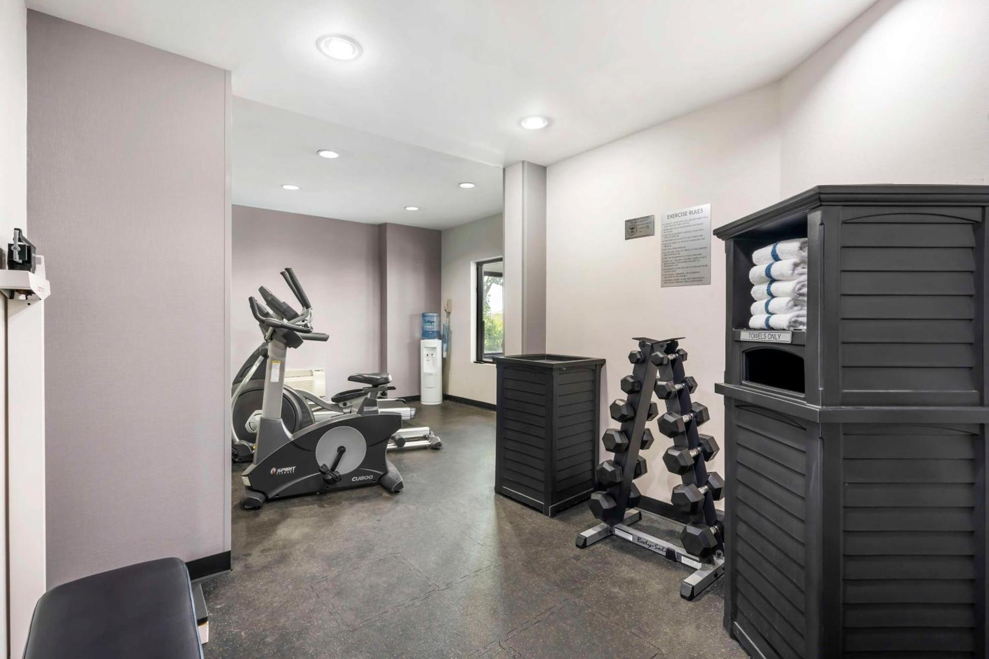 Best Western Suites Columbus Esterno foto
