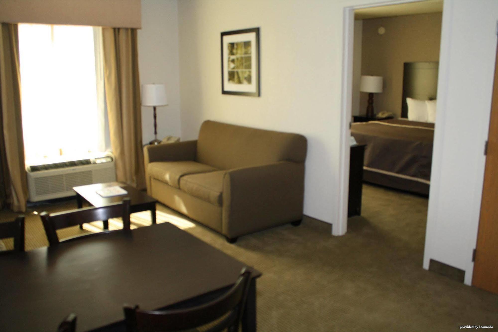 Best Western Suites Columbus Esterno foto
